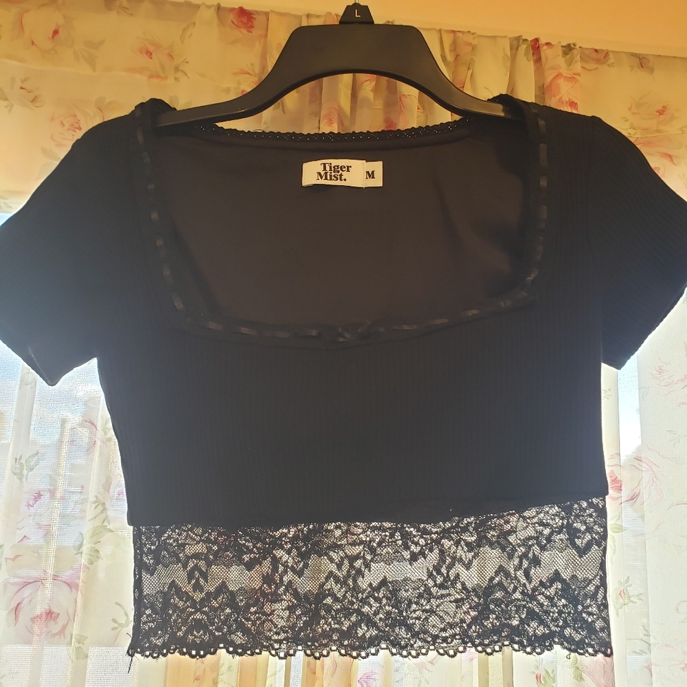 Tiger mist crop top